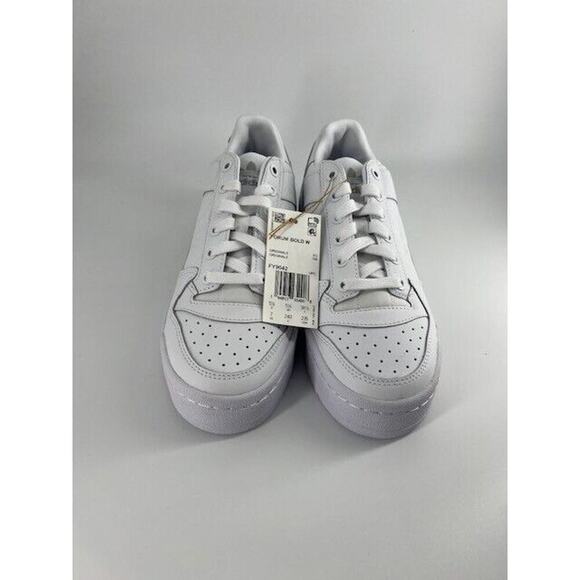 Size 7 - adidas Forum Bold Triple White W - Picture 2 of 5